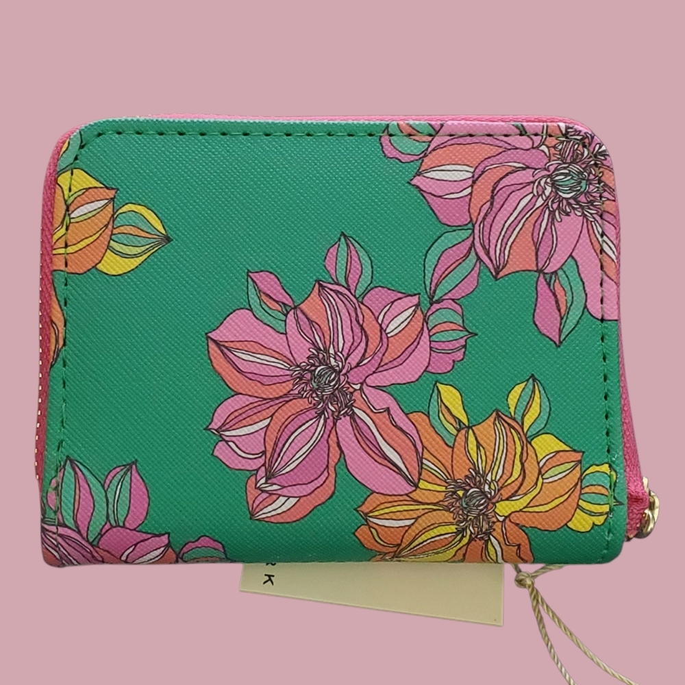 NWB Trina Turk zip around wallet green floral bohemian summer vacation hawaiian